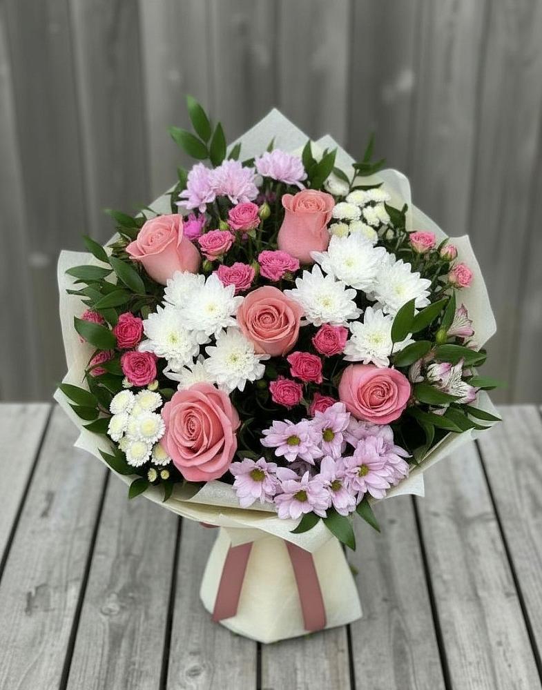 Букет цветов из: Альстромерии, Гвоздики, Розы и Хризантемы в Клинцах