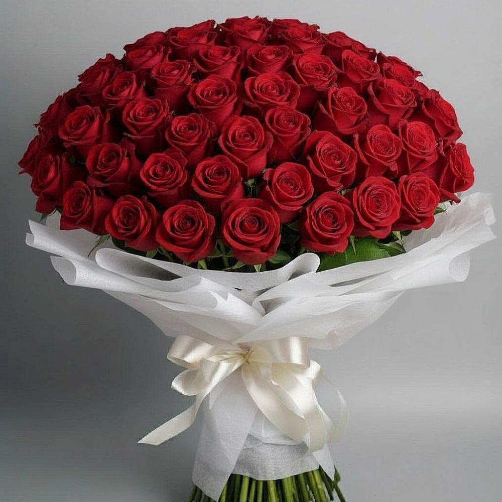 Букет 101 Красная роза Блэк Мэджик в Клинцах