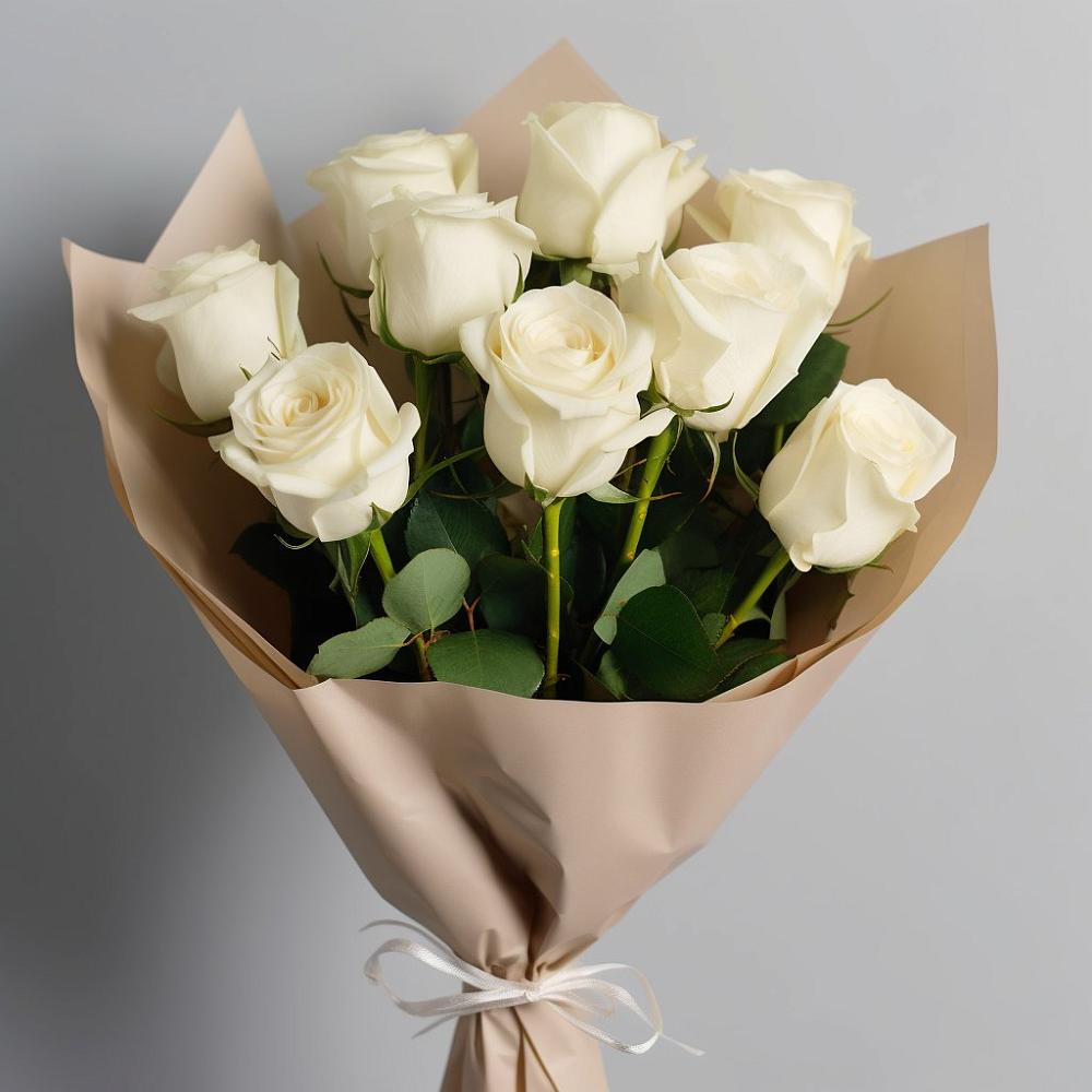 Букет 9 Белых роз Эдлесс Лав в Клинцах