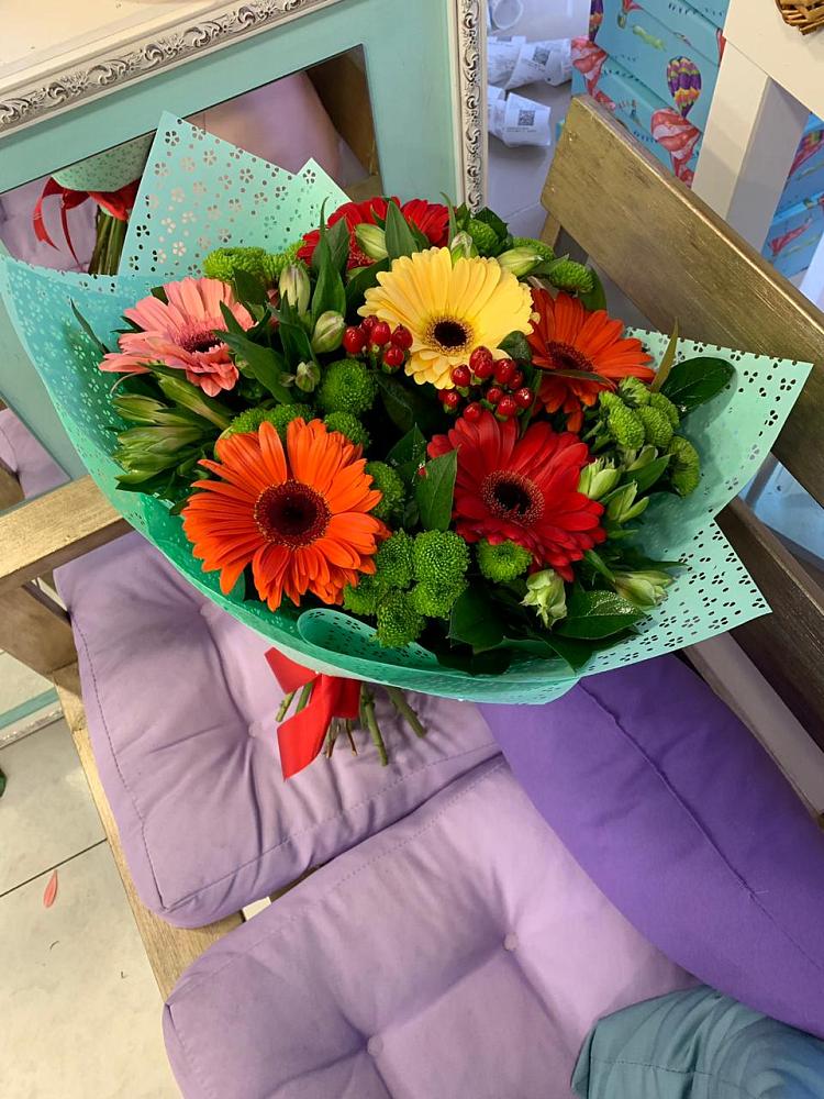 Букет цветов из: Герберы, Хризантемы и Альстромерии в Клинцах