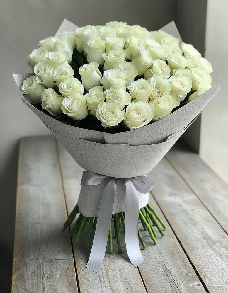 Букет 35 Белых роз в Клинцах