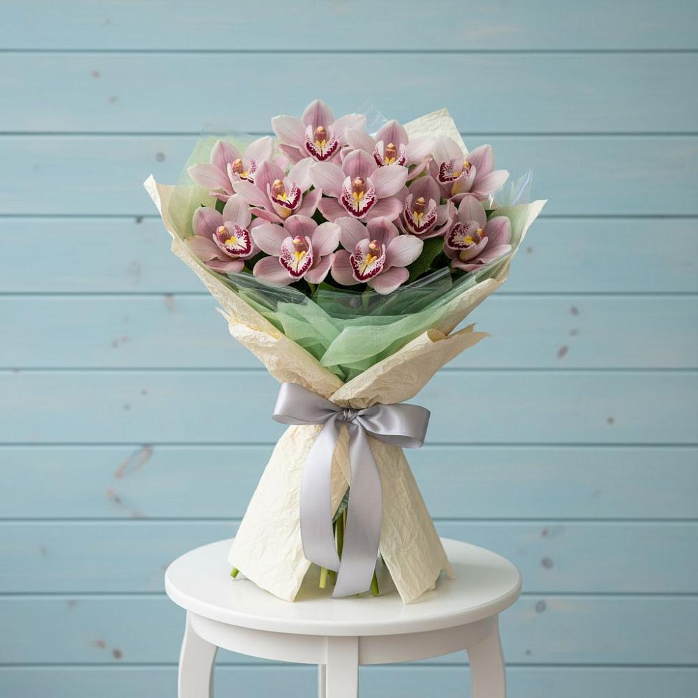 Букет цветов из: Орхидеи и Розы в Клинцах