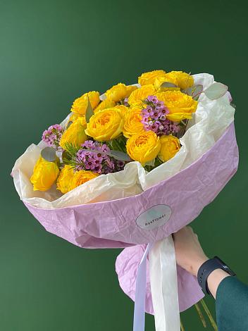 Букет Кустовые желтые розы в Клинцах