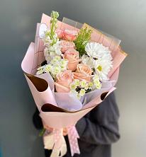 Букет цветов из:  Хризантемы и Розы в Клинцах