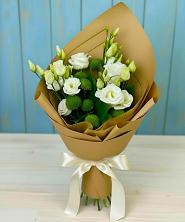 Букет цветов из:  Хризантемы и Лизиантусы в Клинцах