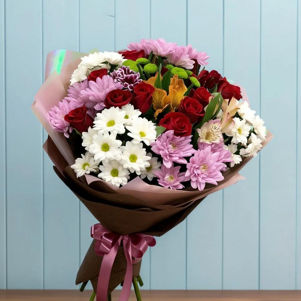 Букет цветов из: Розы, Хризантемы и Альстромерии в Клинцах