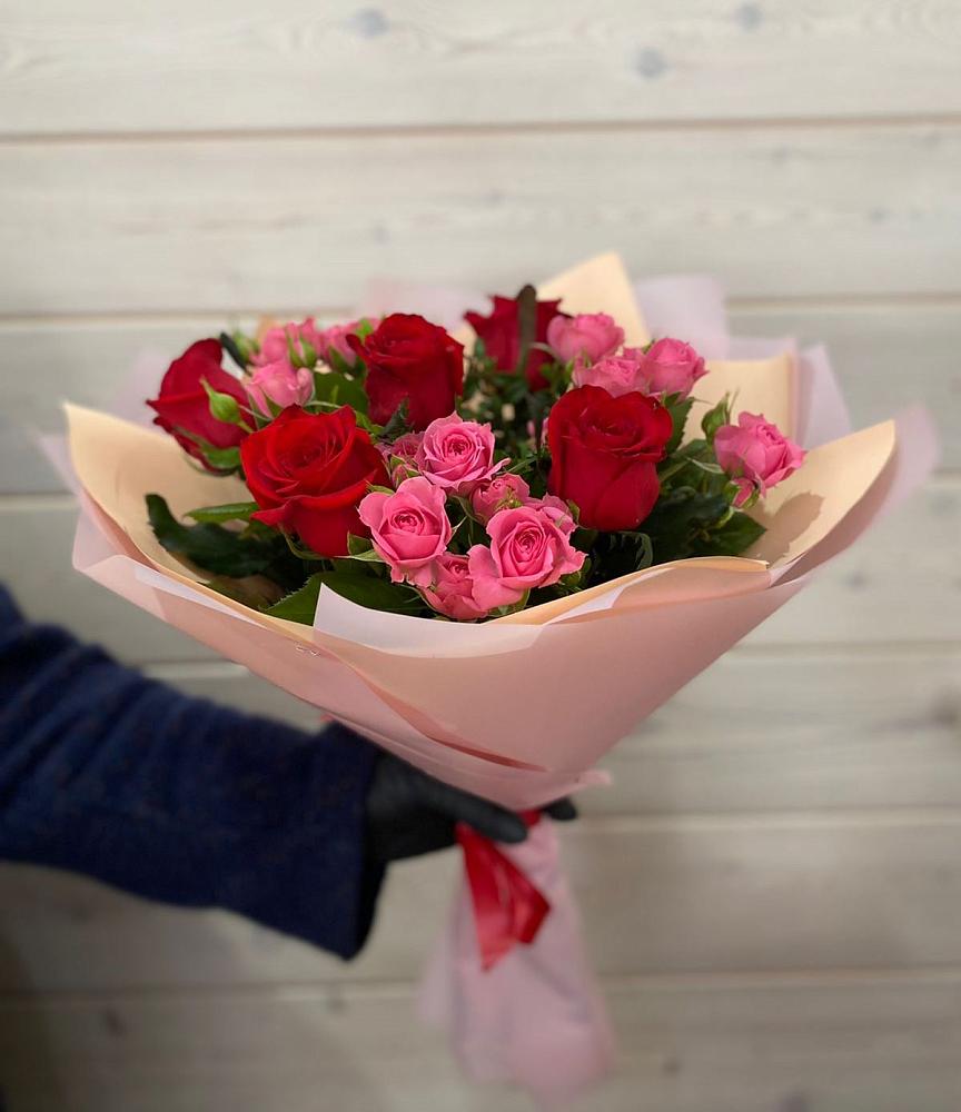 Букет цветов из: Розы в Клинцах